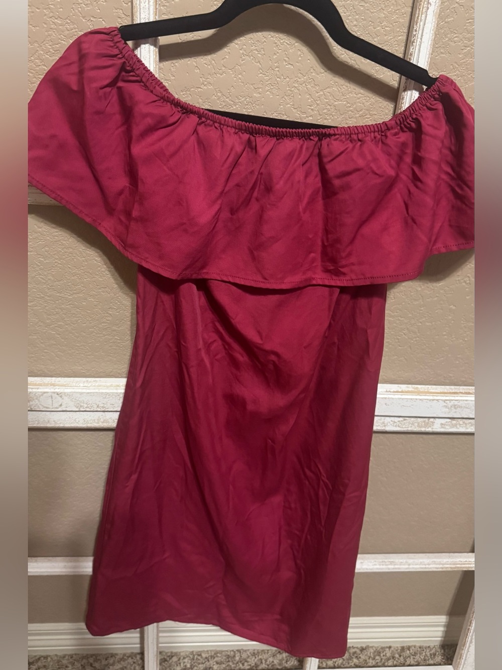 NWT Apt. 9 On/Off-Shoulder Raspberry Dress; Sz S [MSRP $50]